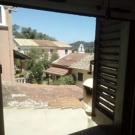 Traditional House With Loft -Michalis' House In Kouramades- Exterior photo