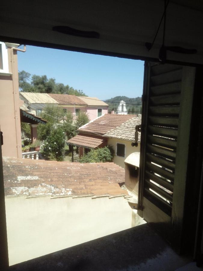 Traditional House With Loft -michalis' House In Kouramades- * Kouramades